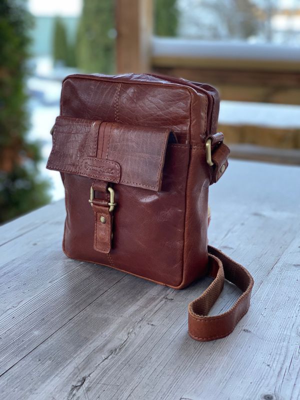 Springfield crossover/sholderbag i cognac