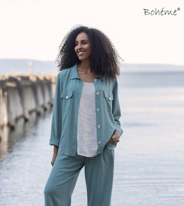 Boheme Kort jakke i Linmix Blue Sky