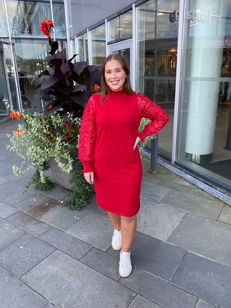 Hovedbilde Micha Kjole Red