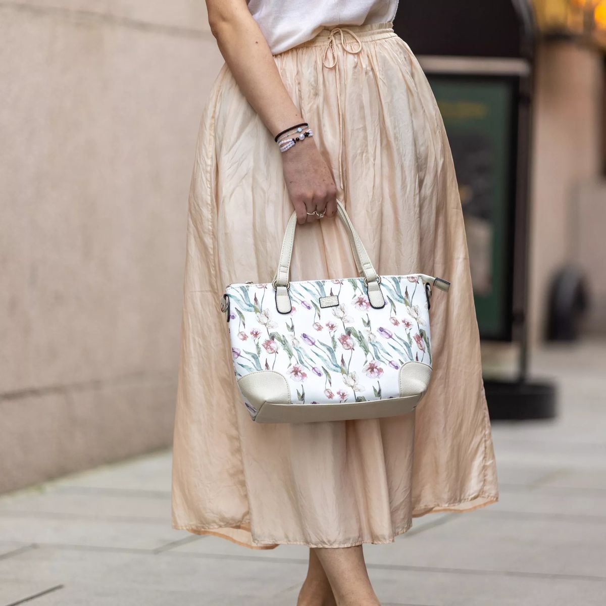 Lycke Nora Handbag i Tulip