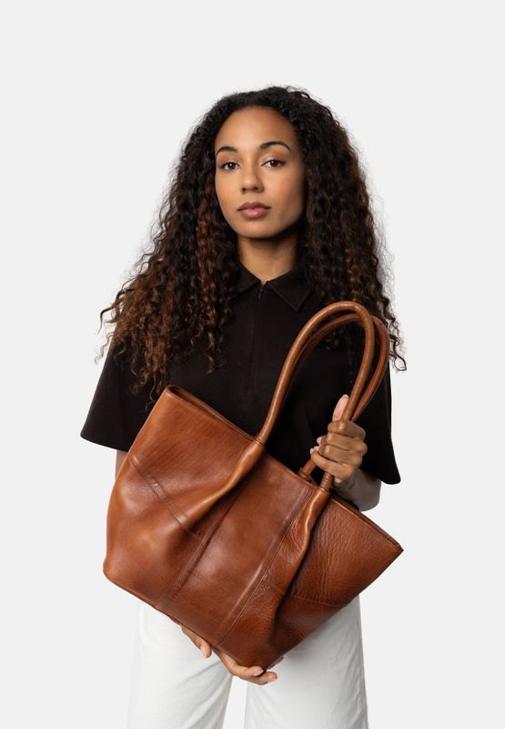 RE:Designed By Dixie Mane Small Toutebag Walnut
