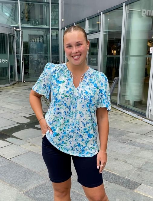 Hovedbilde Claire Rosemaya Bluse i Ibiza Blue