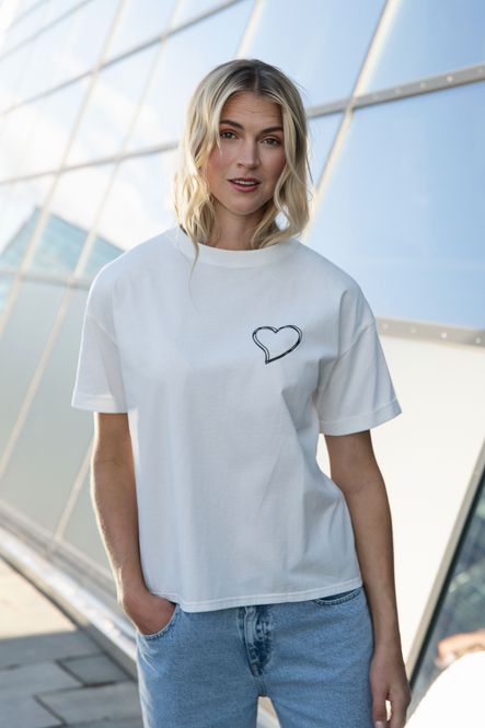 Hovedbilde Close To My Heart The Heart T-Shirt White