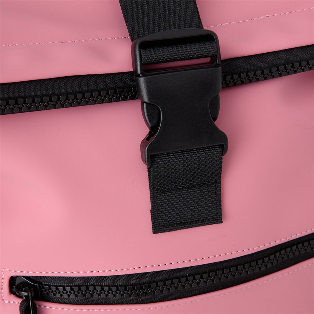 New Rebels Mart  New York Rolltop Backpack 21L Cotton Candy