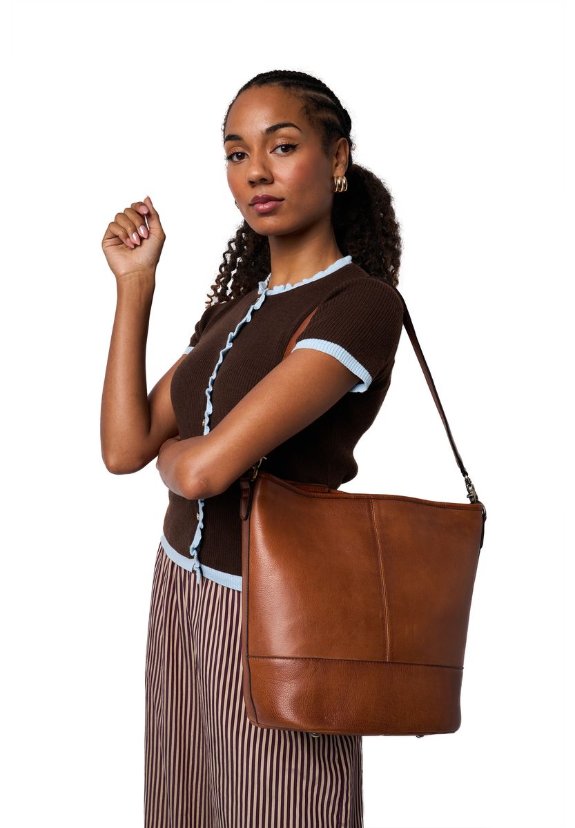 RE:Designed By Dixie Nomi Shoulderbag Walnut
