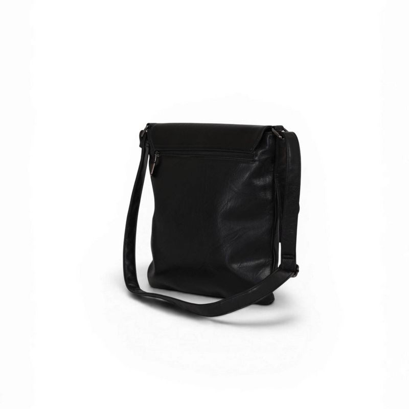 Giulia Piaralli Classic Flapbag i Black