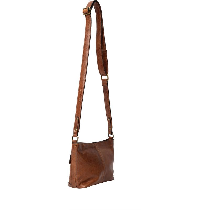RE:Designed Luzia Small Crossverveske i Walnut